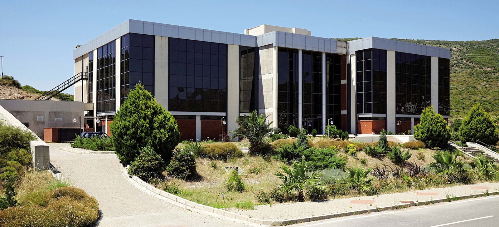 izmiryuksek universitesi find and study 5 - İL'Institut de technologie d'Izmir
