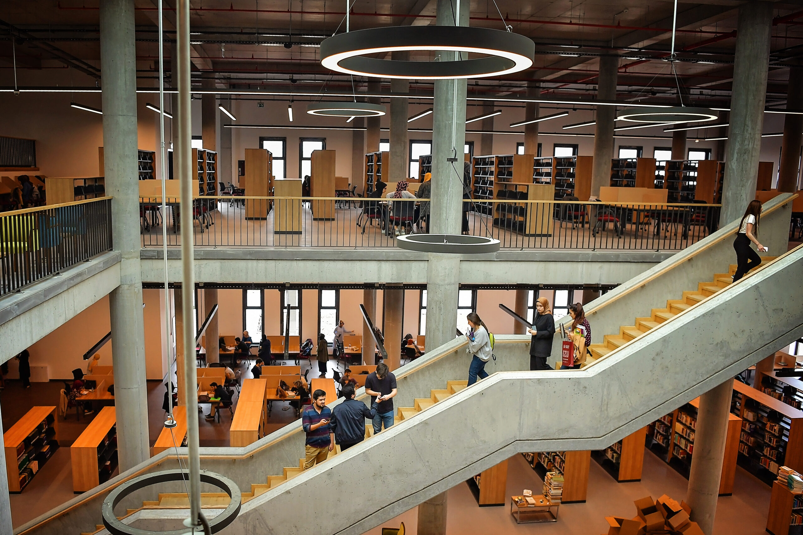 zaim universitesi find and study 8 scaled - Istanbul Sabahattin Zaim University