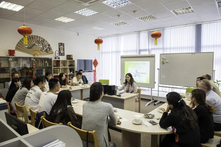 Minsk State Linguistic University Find and Study 8 - دانشگاه زبان های ایالتی مینسک